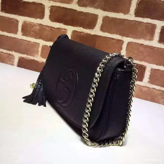 First bag ru bag Gucci soho chain 0628